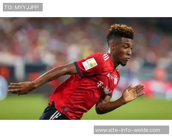 科曼29岁庆祝名宿身份感恩拜仁邀请重返母队致敬仪式 科曼29岁庆祝名宿身份感恩拜仁邀请重返母队致敬仪式