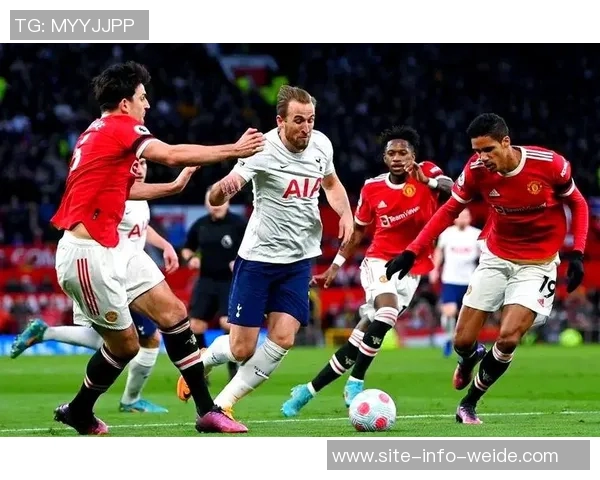 英媒称阿玛斯外租谢周三表现出色曼联考虑更多类似外租策略